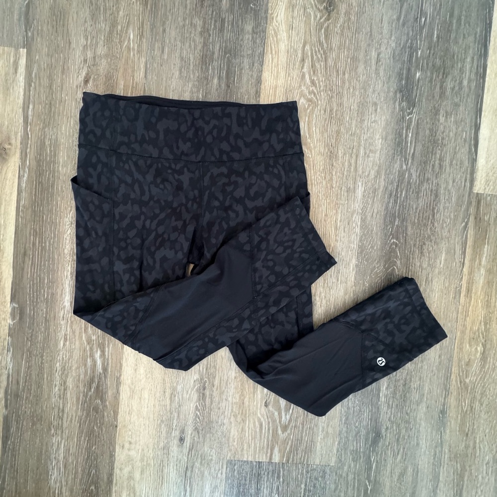 Lululemon Athletica Black Patterned Leggings